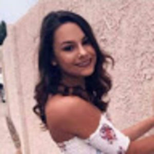 Meet your Posher, Desiree